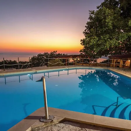 Lovely In Ferienhaus *