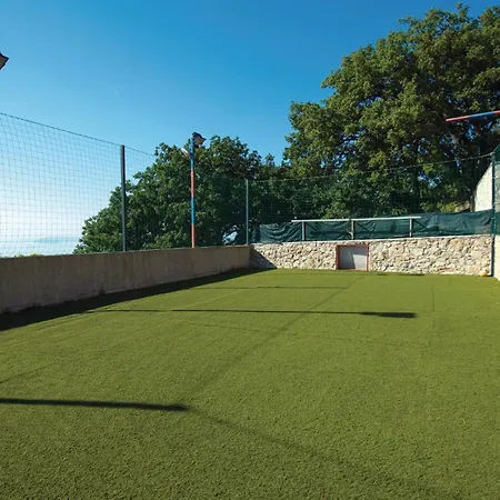 Ferienhaus Lovely In