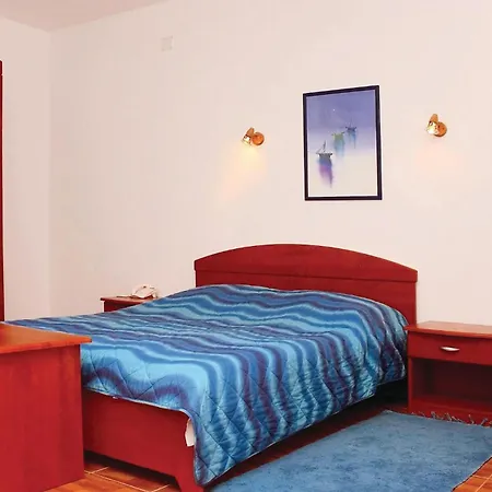 Pet Friendly In With Jacuzzi * Podstrana